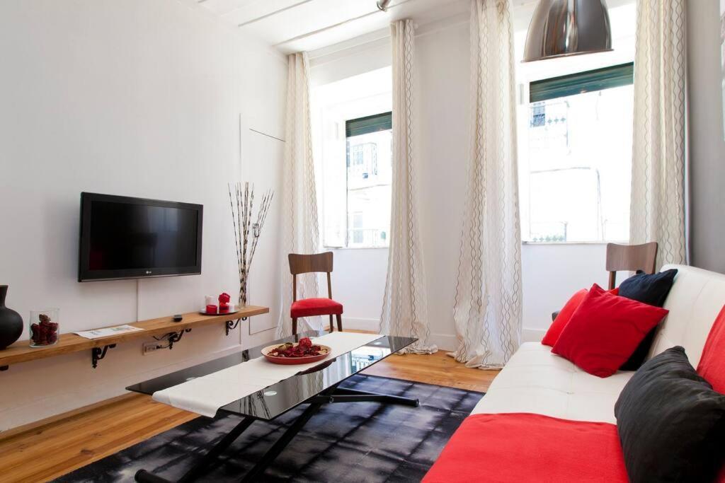 Lisbon Sant'Anna Apartments Экстерьер фото