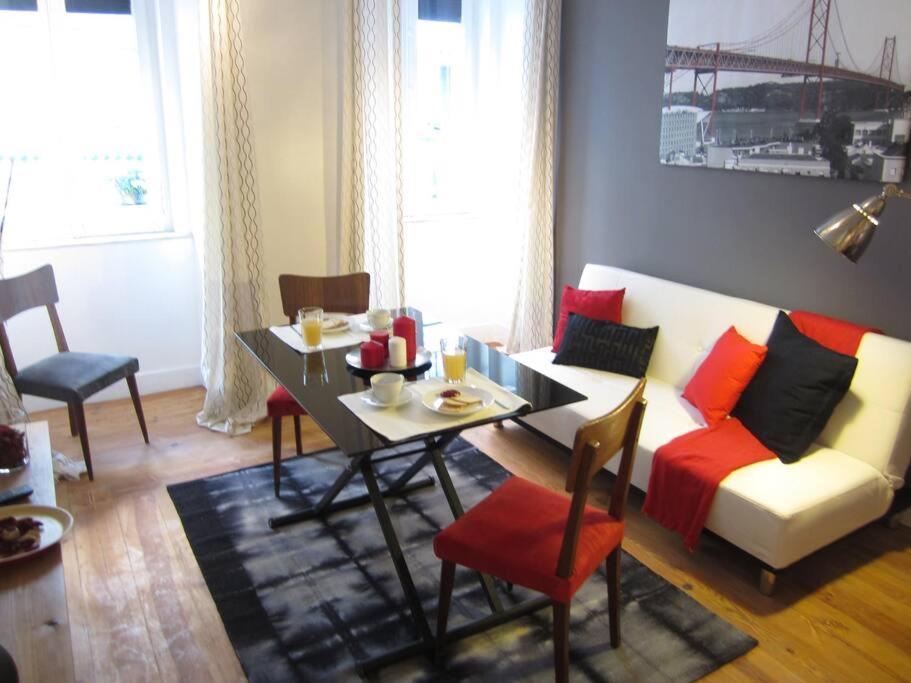 Lisbon Sant'Anna Apartments Экстерьер фото