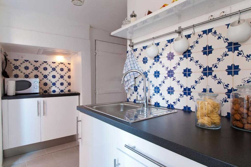 Lisbon Sant'Anna Apartments Экстерьер фото